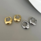 Elegante ovale Ohrstecker in 3D-Optik