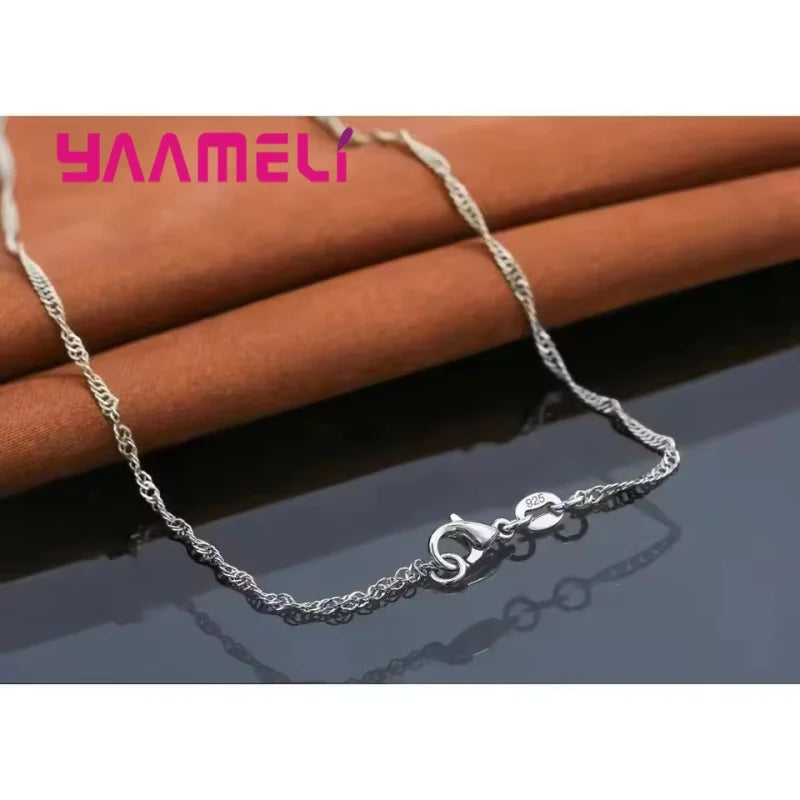 Schmuckset mit Herz-Anhänger und Ohrsteckern