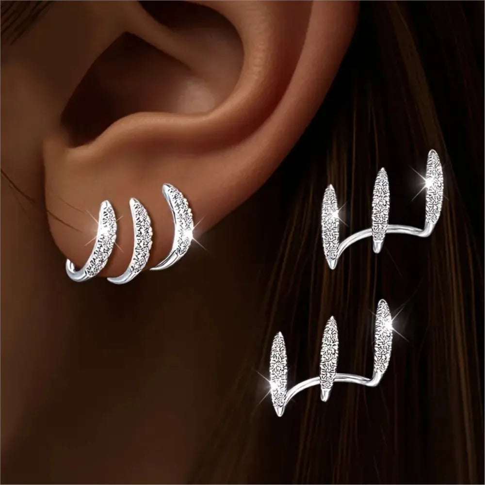 Ohrstecker mit Zirkonia im Dreikrappen-Design