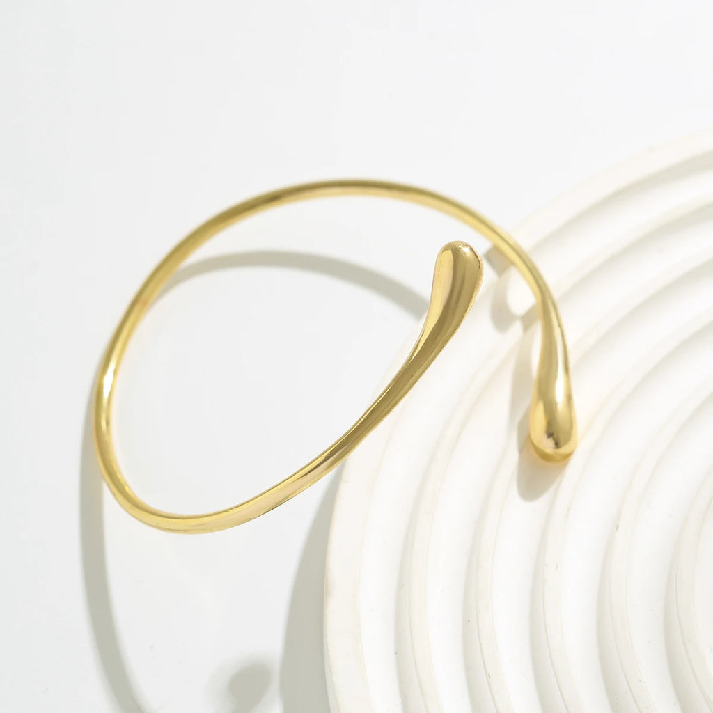 Oberarmreif mit Tropfen-Design